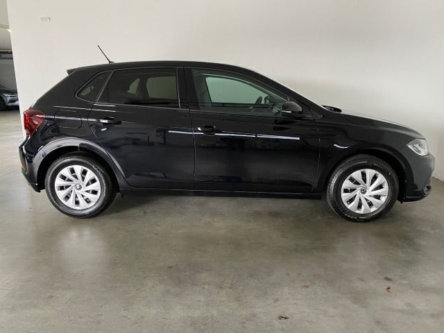 Gebraucht VW Polo Life 95 PS (69 kW) 2024 Schwarz Kleinwagen