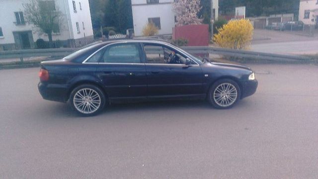Gebraucht Audi A4 S-Line 165 PS (121 kW) 2000 Blau metallic Limousine