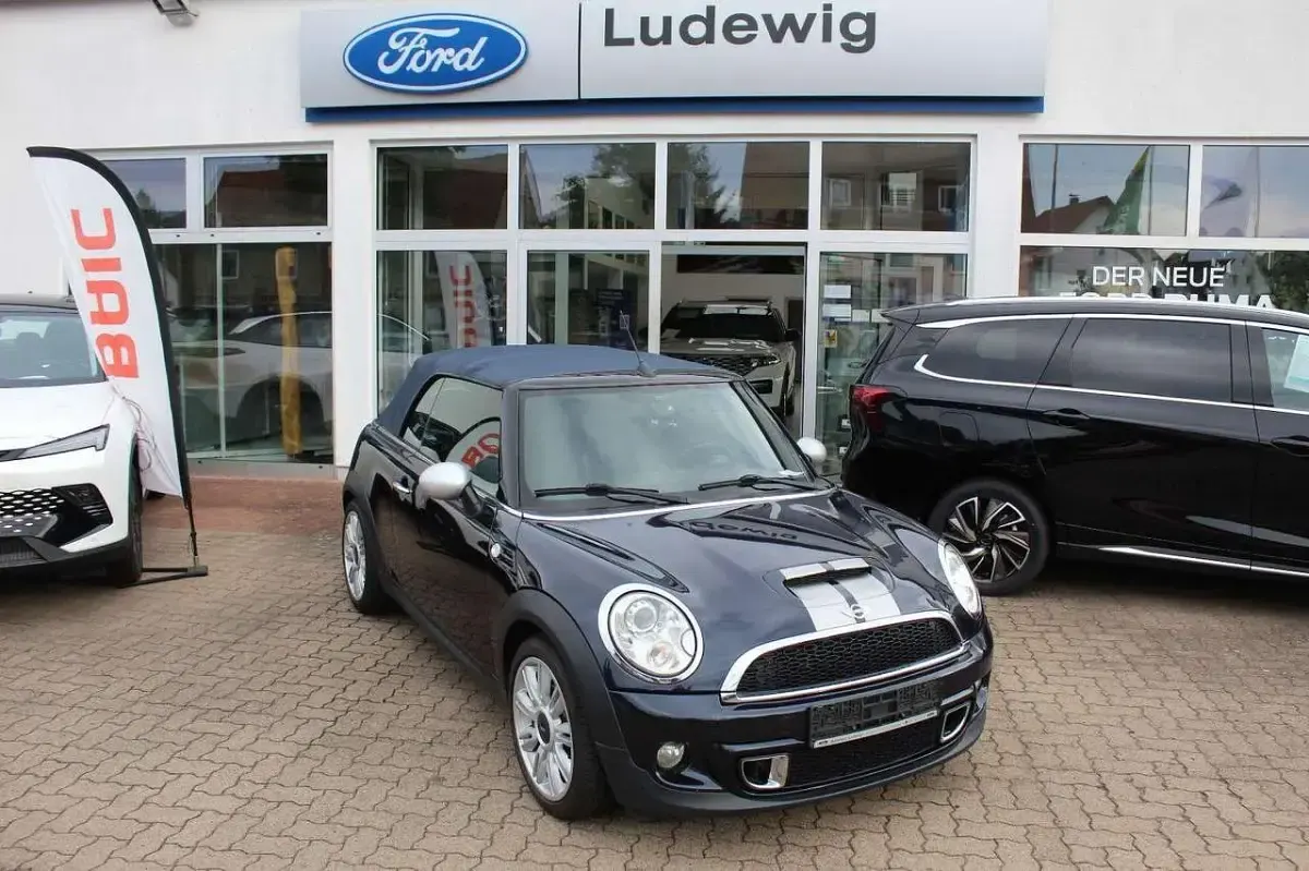 Usado Mini Cooper Cabriolet 122 HP (89 kW) 2013 Azul Cabrios