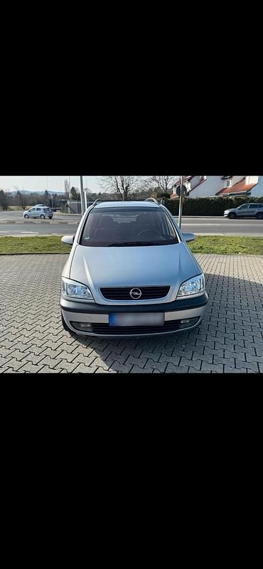 Gebraucht Opel Zafira 125 PS (91 kW) 2001 Grau Van / Kleinbus