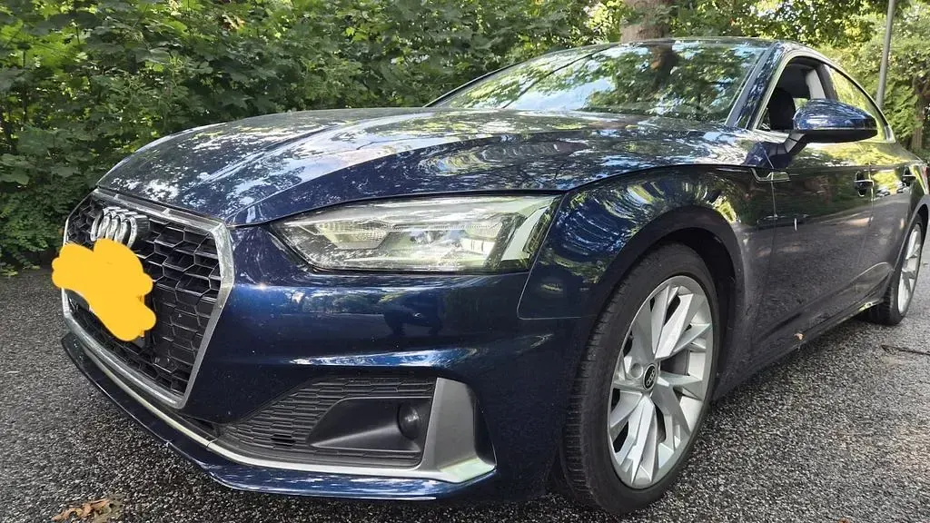 Gebraucht Audi A5 Sportback Ambiente 163 PS (119 kW) 2021 Blau Kleinwagen