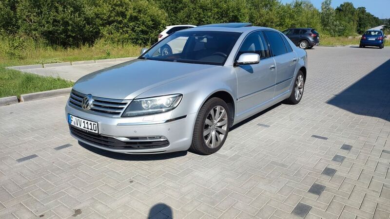 Grau Gebraucht 2010 VW Phaeton Limousine | 6.999 € (Etwas zu teuer) - Bild 1/4