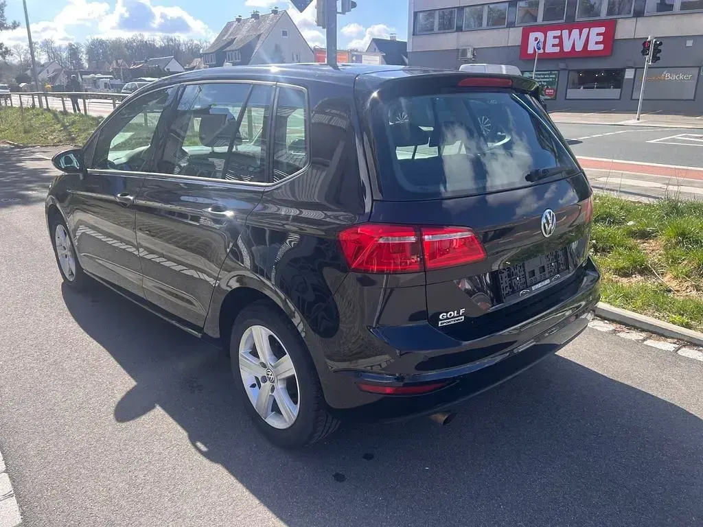 Gebraucht VW Golf VII 110 PS (80 kW) 2014 Schwarz Limousine
