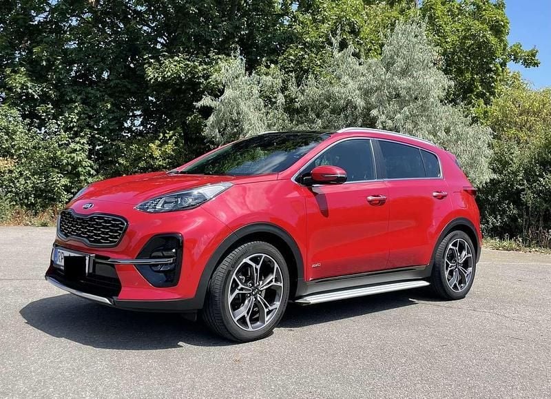 Rot Gebraucht 2019 Kia Sportage GT-Line SUV | 19.650 € (Fairer Preis) - Bild 1/4