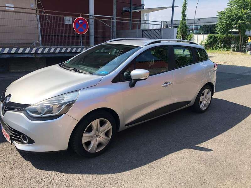 Silber Gebraucht 2013 Renault Clio GrandTour Kombi | 5.999 € (Fairer Preis) - Bild 1/4