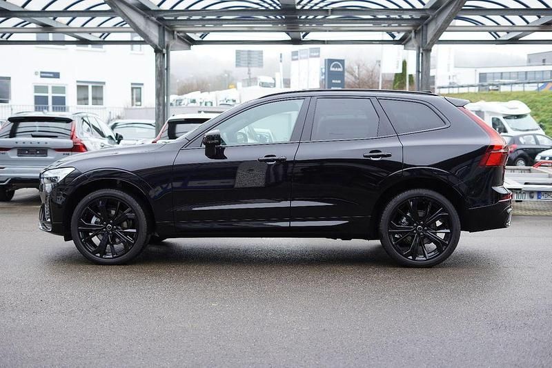 Neu Volvo XC60 250 PS (183 kW) 2025 Schwarz SUV