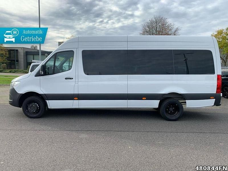 Gebraucht Mercedes Sprinter 190 PS (139 kW) 2024 Weiss Van