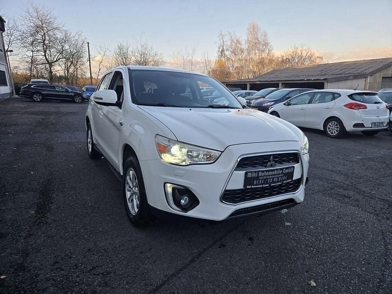 Weiß Gebraucht 2015 Mitsubishi ASX Comfort Edition SUV | 7.750 € (Fairer Preis) - Bild 1/4