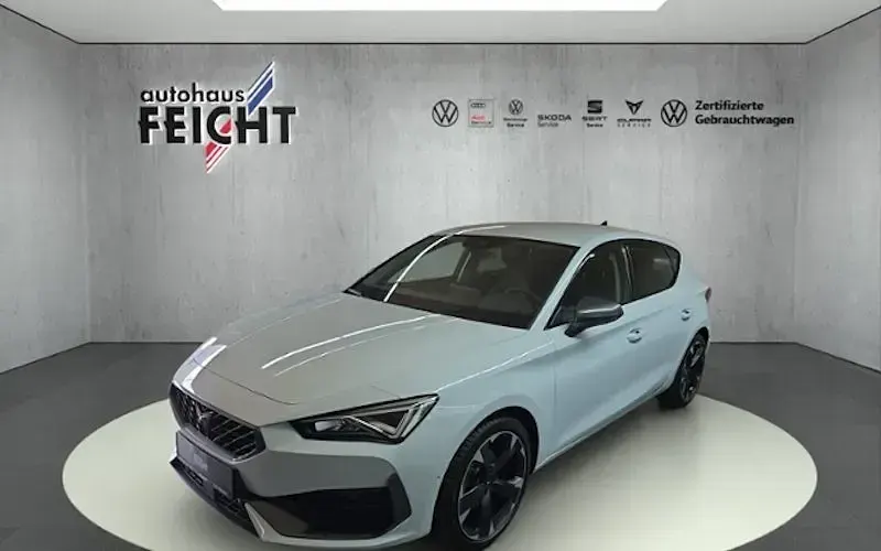 Usata Cupra Leon 150 CV (110 kW) 2024 Bianco Berlina