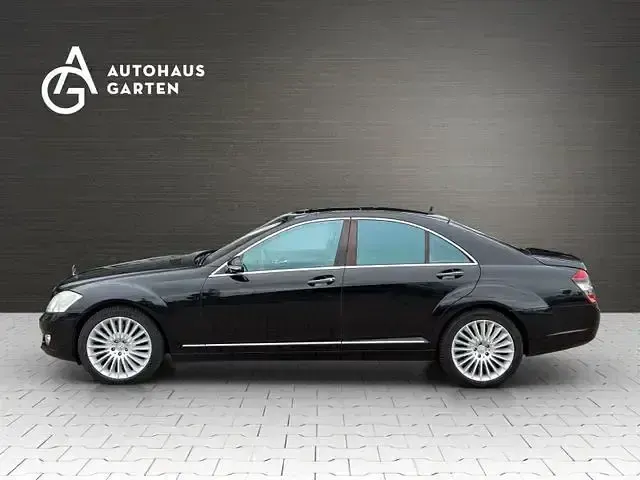 Gebraucht Mercedes S500 388 PS (285 kW) 2006 Schwarz Limousine