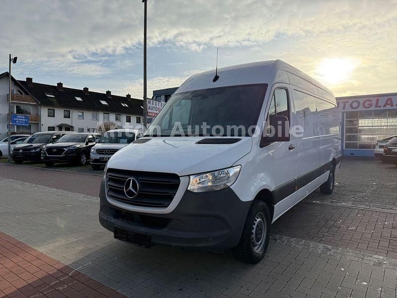 Weiß Gebraucht 2021 Mercedes Sprinter Van | 28.990 € (Guter Preis) - Bild 1/4