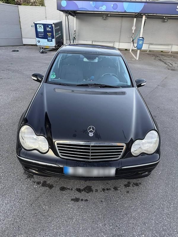 Gebraucht Mercedes C220 2001 Schwarz Limousine