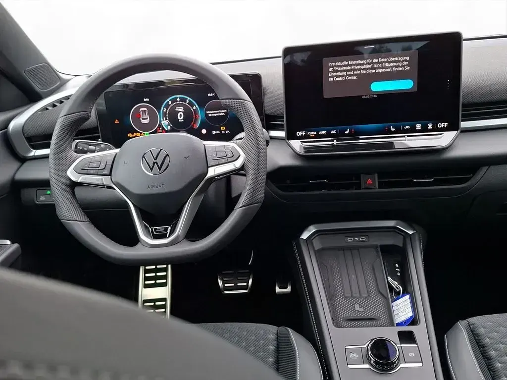Neu VW T-Roc Cabriolet R-line 150 PS (110 kW) 2026 Wolf grey metallic SUV