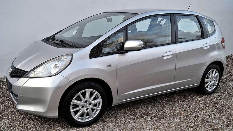 Gebraucht Honda Jazz 90 PS (66 kW) 2014 Silber Kleinwagen