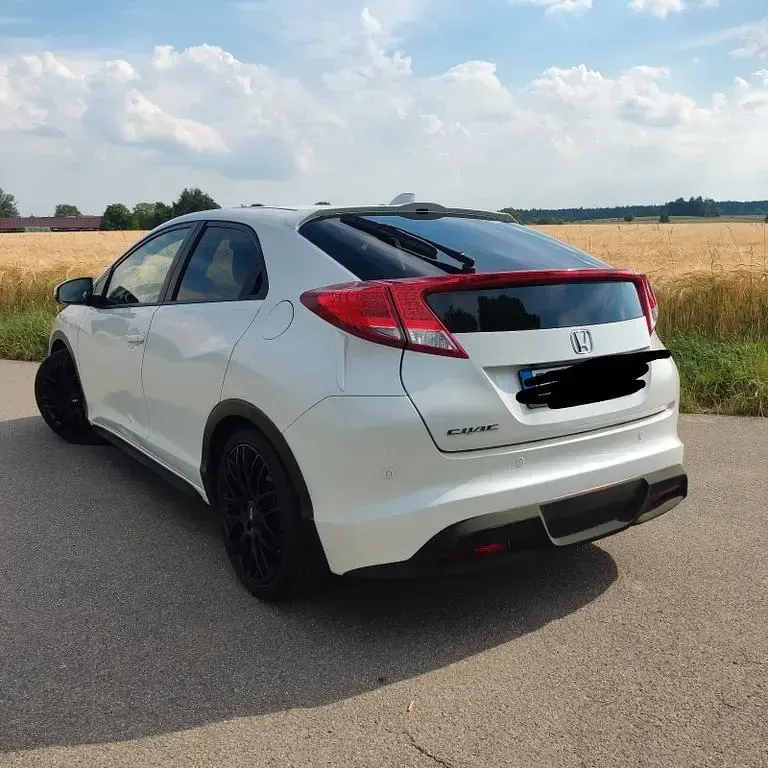 Gebraucht Honda Civic Sport 120 PS (88 kW) 2013 Weiß Limousine
