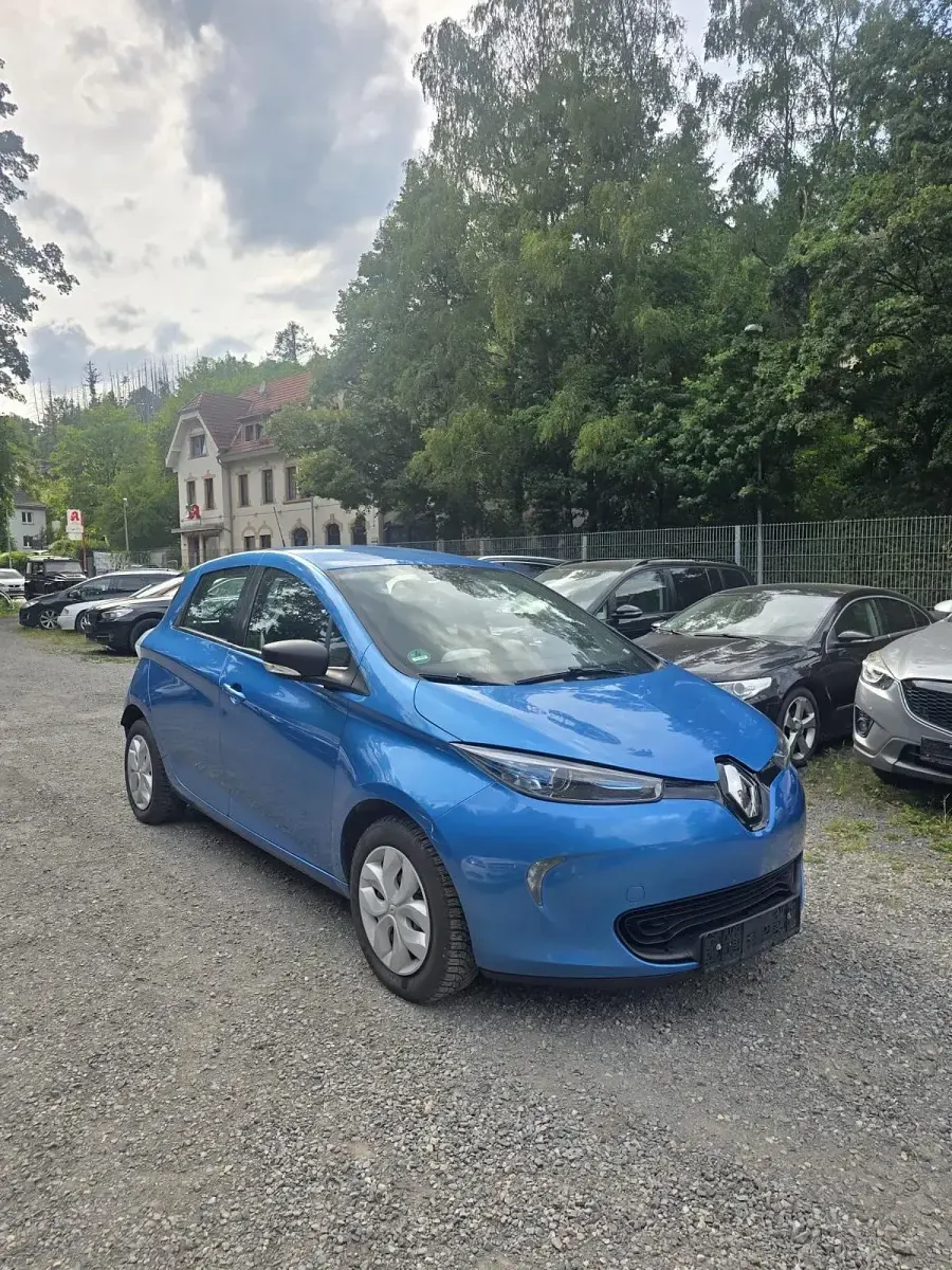 Gebraucht Renault Zoe Life 67 kW (92 PS) 2017 Blau Kleinwagen