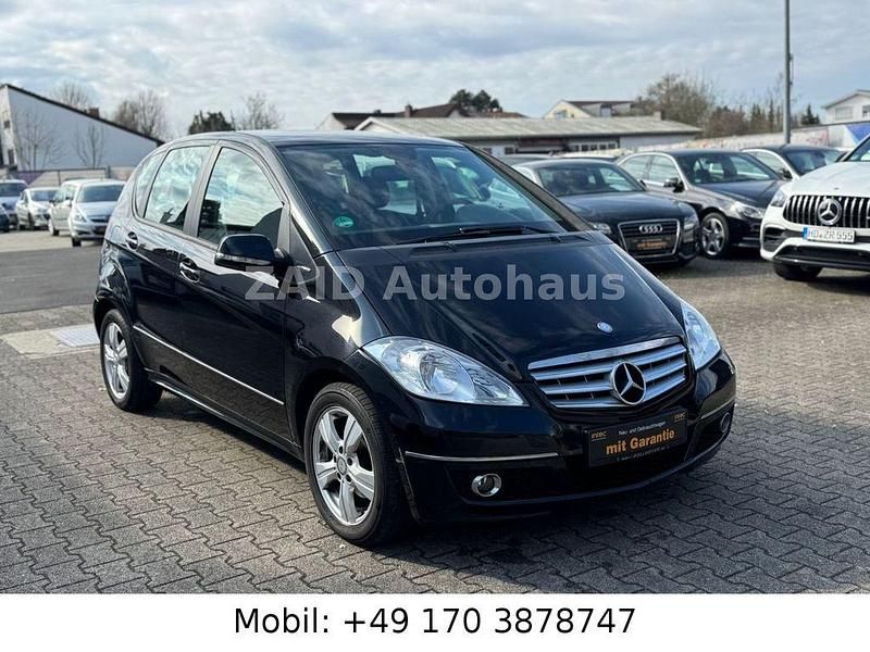 Gebraucht Mercedes A160 95 PS (69 kW) 2010 Schwarz Limousine