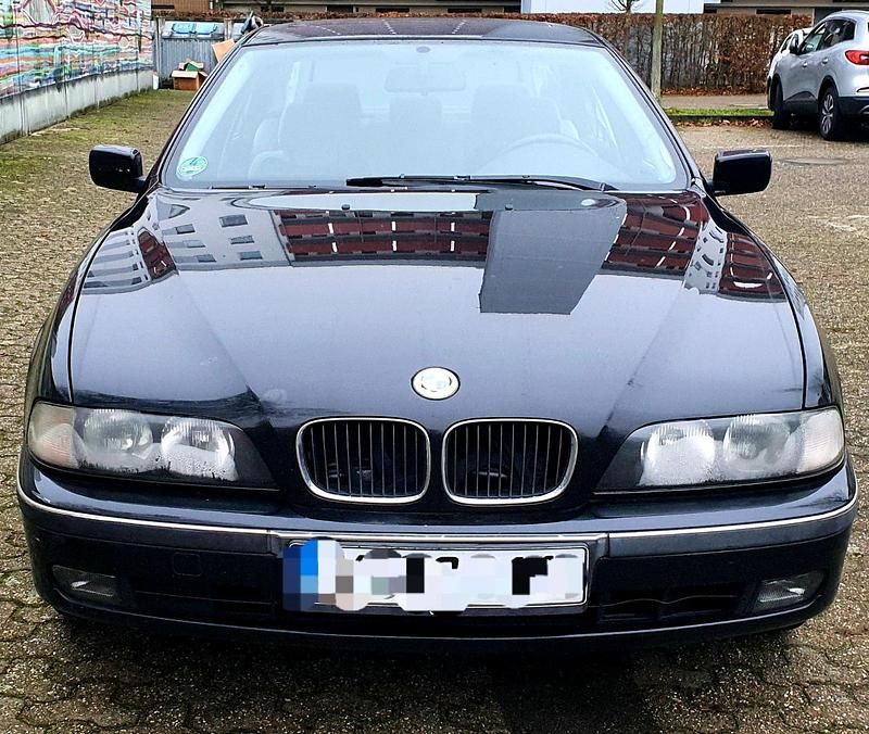 Schwarz Gebraucht 1999 BMW 523 Limousine | 1.999 € (Guter Preis) - Bild 1/4