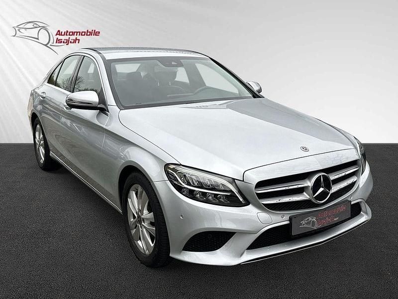 Second-hand Mercedes C180 156 CP (114 kW) 2018 Argintiu Berlinǎ