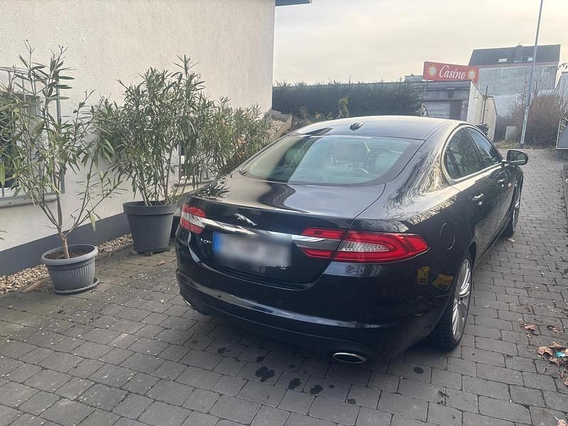 Gebraucht Jaguar XF 385 PS (283 kW) 2011 Schwarz Limousine