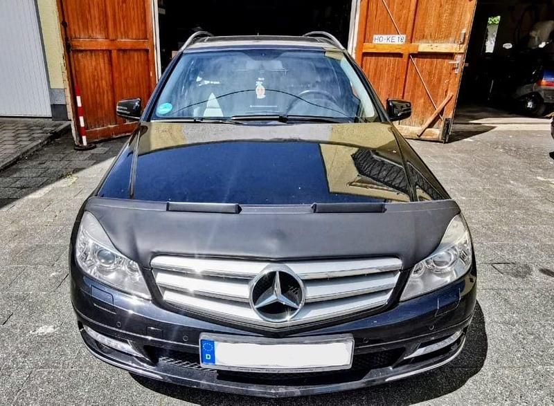 Gebraucht Mercedes 220 170 PS (125 kW) 2011 Schwarz Limousine