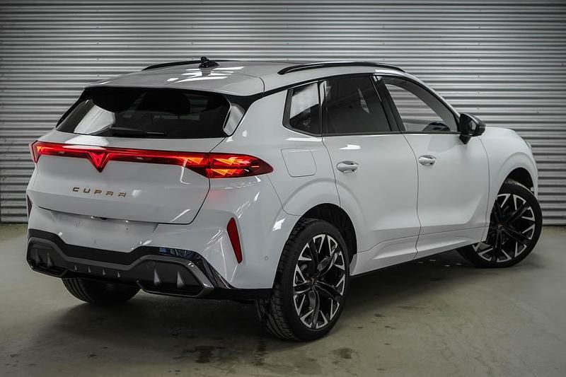 Gebraucht Cupra Terramar VZ 265 PS (194 kW) 2025 Glacial white uni (2y) SUV