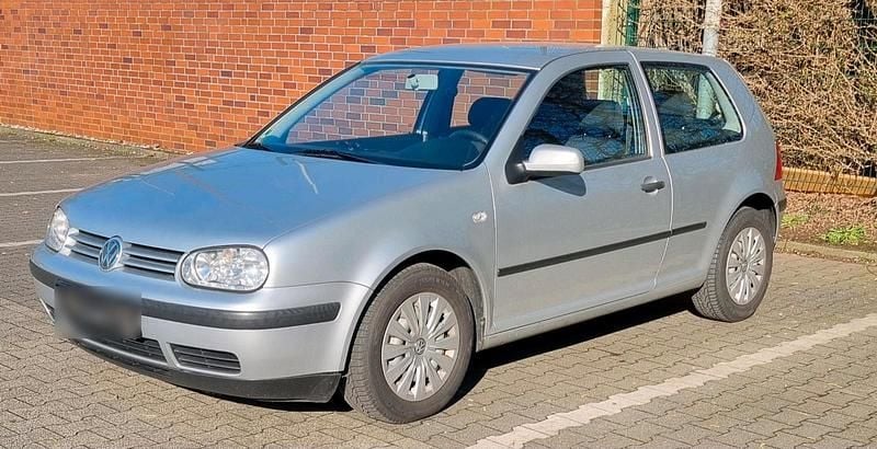 Gebraucht VW Golf IV 102 PS (75 kW) 2002 Silber Kleinwagen