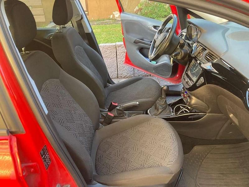 Second-hand Opel Corsa Active 101 CP (74 kW) 2018 Roșu Berlinǎ