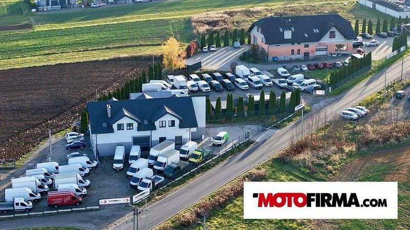 Gebraucht Ford Tourneo Titanium 131 PS (96 kW) 2025 Van / Kleinbus