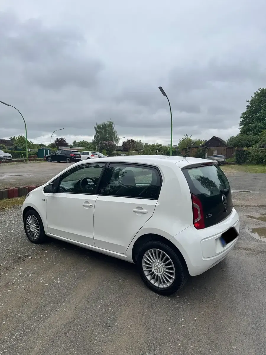 Gebraucht VW up! 75 PS (55 kW) 2014 Weiß Kleinwagen