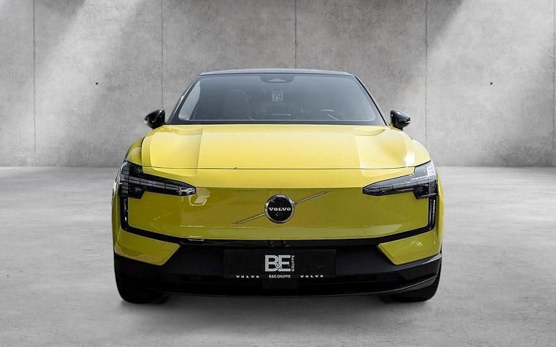 Second-hand Volvo EX30 Performance 314 kW (428 CP) 2025 Alb SUV