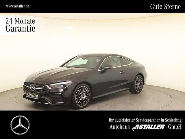 Metalliclack obsidianschwarz (metallic) Gebraucht 2024 Mercedes 200 AMG line Coupé | 51.399 € (Fairer Preis) - Bild 1/4