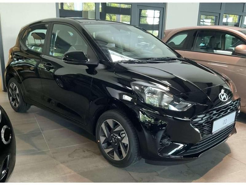 Neu Hyundai i10 Trend 63 PS (46 kW) 2025 Phantom black / met Kleinwagen