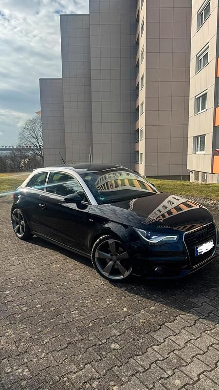 Gebraucht Audi A1 S-Line 185 PS (136 kW) 2011 Schwarz Kleinwagen