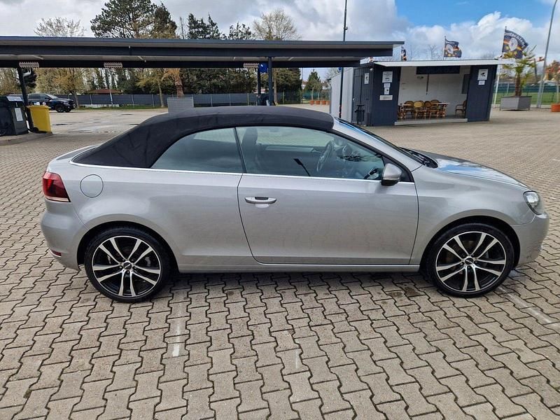 Gebraucht VW Golf Cabriolet 105 PS (77 kW) 2012 Silber Cabrio