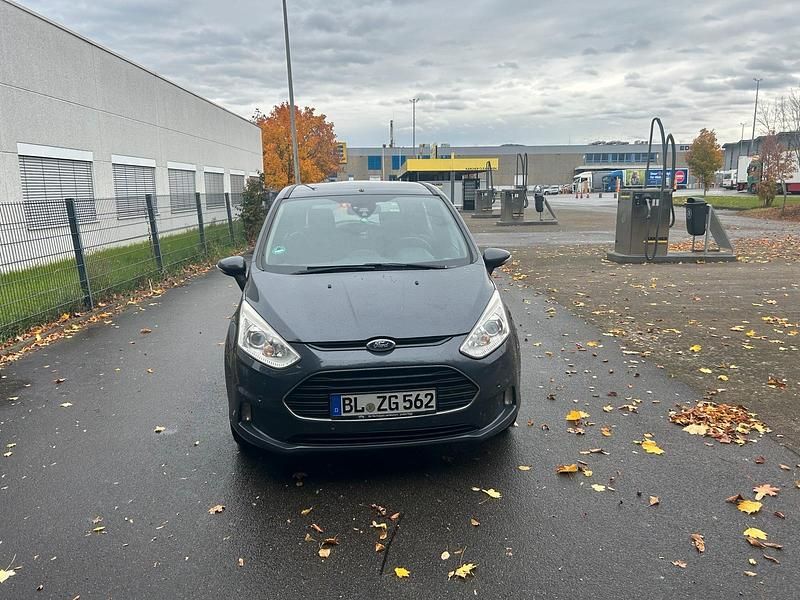 Grau Gebraucht 2014 Ford B-MAX SYNC Edition Van / Kleinbus | 2.999 € (Guter Preis) - Bild 1/4