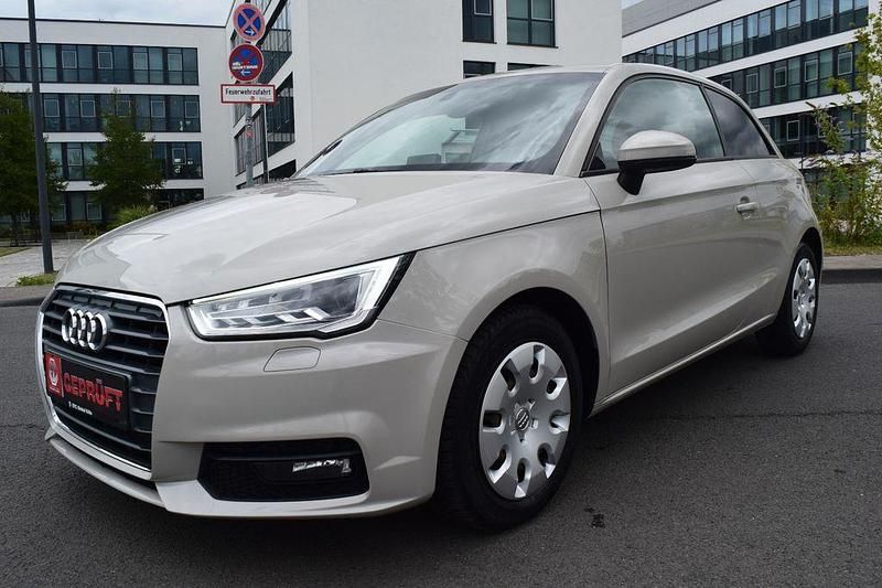 Beige Gebraucht 2017 Audi A1 Sport Kleinwagen | 9.999 € (Fairer Preis) - Bild 1/4