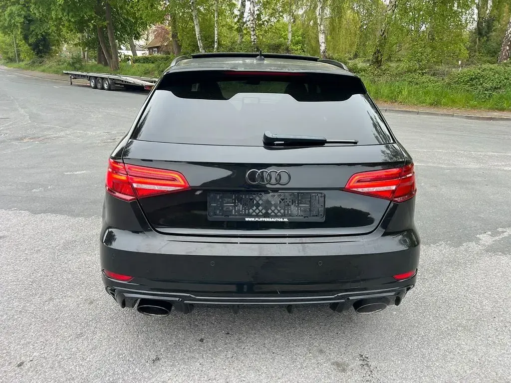 Gebraucht Audi RS3 Sport 400 PS (294 kW) 2018 Schwarz Limousine