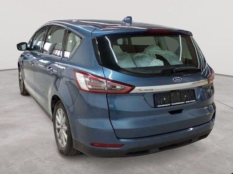 Gebraucht Ford S-MAX Trend 150 PS (110 kW) 2022 Chromablau metallic Van / Kleinbus