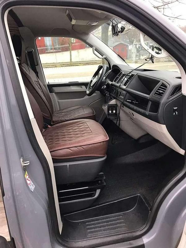 Gebraucht VW T6 102 PS (75 kW) 2018 Grau Van