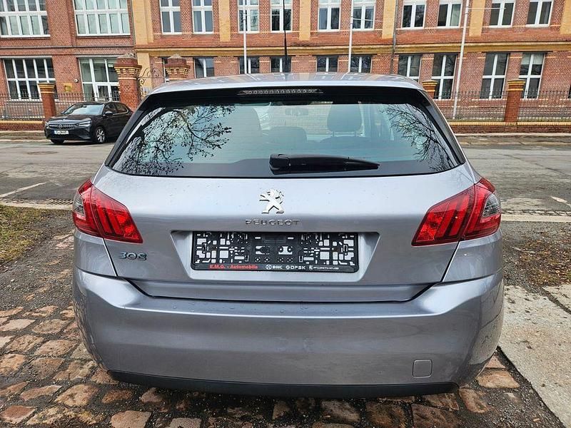 Gebraucht Peugeot 308 Access 110 PS (80 kW) 2018 Grau Limousine