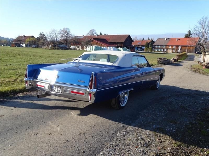 Second-hand Cadillac Deville 325 CP (239 kW) 1970 Albastru Berlinǎ