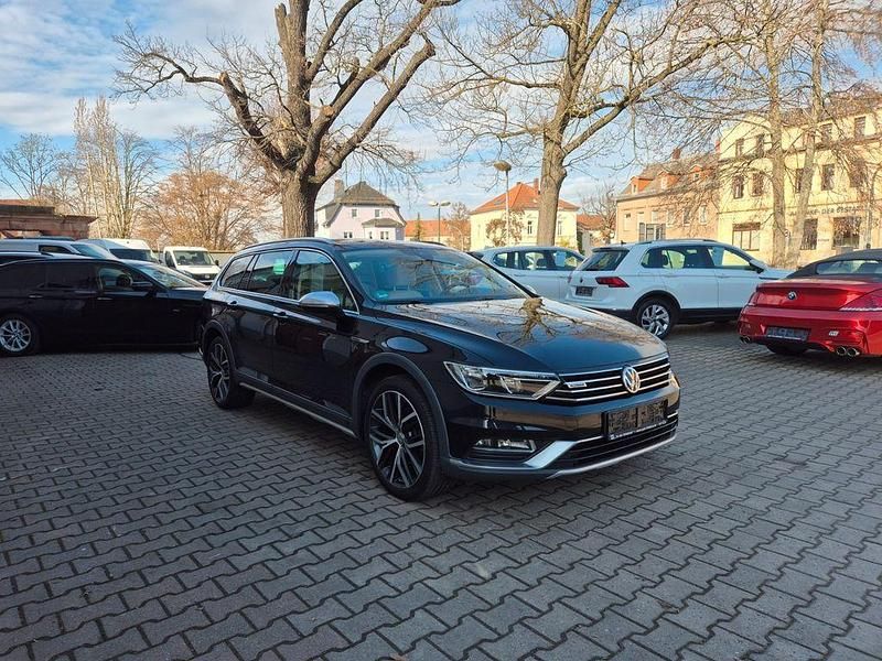 Gebraucht VW Passat 220 PS (161 kW) 2018 Schwarz Kombi