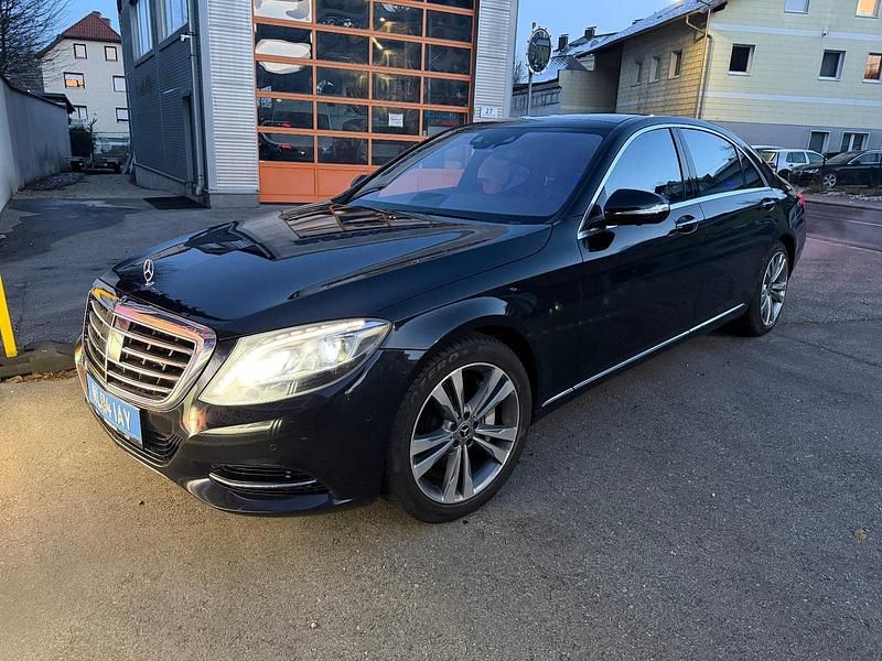 Schwarz Gebraucht 2016 Mercedes S550 Edition Limousine | 26.000 € - Bild 1/4