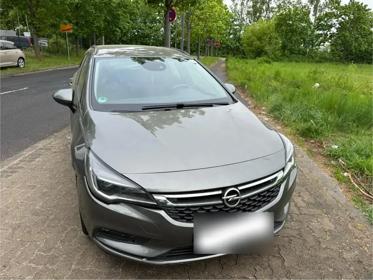 Gebraucht Opel Astra 110 PS (80 kW) 2017 Grau Kombi