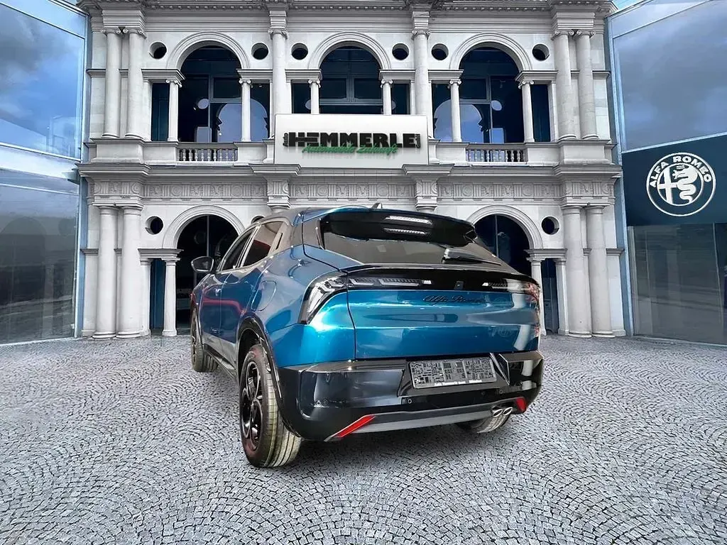 Neu Alfa Romeo Junior Ti 136 PS (100 kW) 2026 Blau SUV