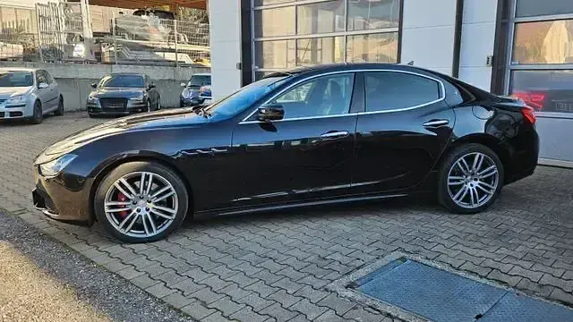 Occasion Maserati Ghibli 275 ch (202 kW) 2017 Noir Berline
