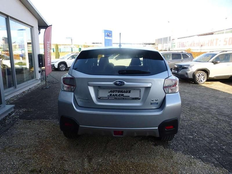 Gebraucht Subaru XV Comfort 147 PS (108 kW) 2016 Ice silver SUV