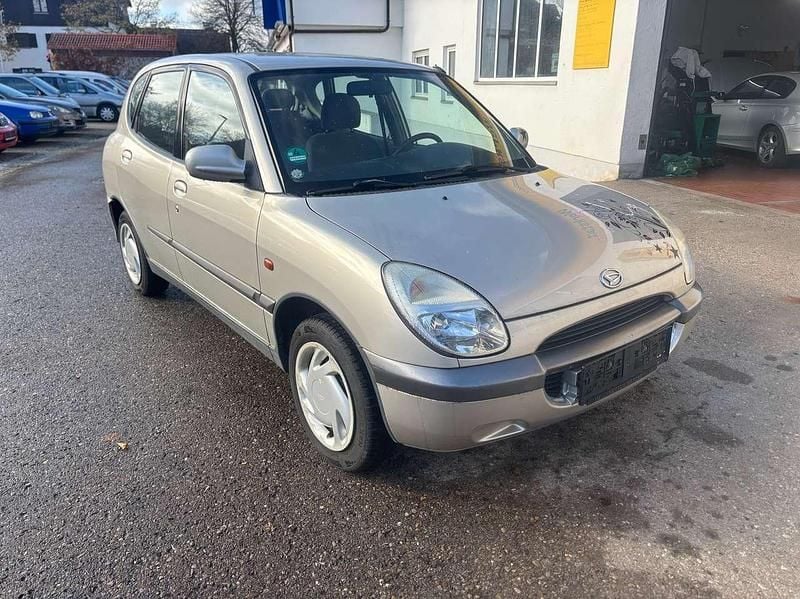 Gebraucht Daihatsu Sirion Plus 58 PS (42 kW) 2002 Bronze Kleinwagen