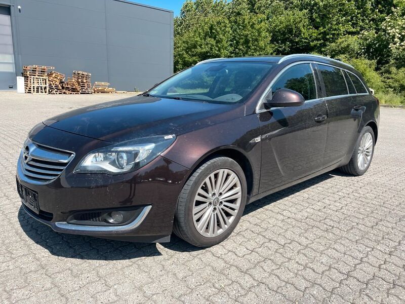 Braun Gebraucht 2016 Opel Insignia Kombi | 7.500 € (Superpreis) - Bild 1/4